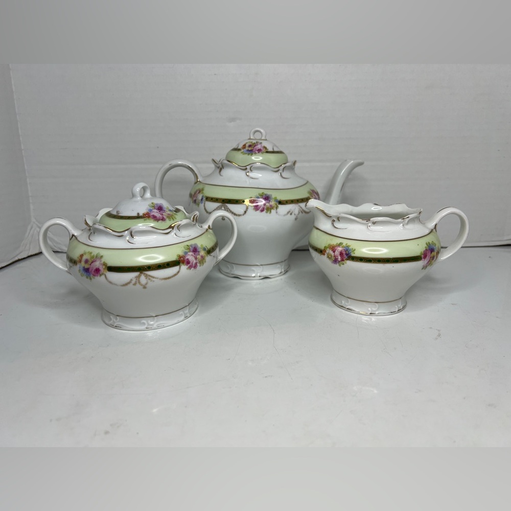 Teapot Sugar Bowl and Creamer Two Tone With Gold Trim Victoria Austria